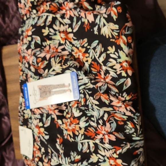 JESSICA SIMPSON CADIE FLORAL PRINT PANT SIZE L  BLACK FLORAL - Picture 3 of 10